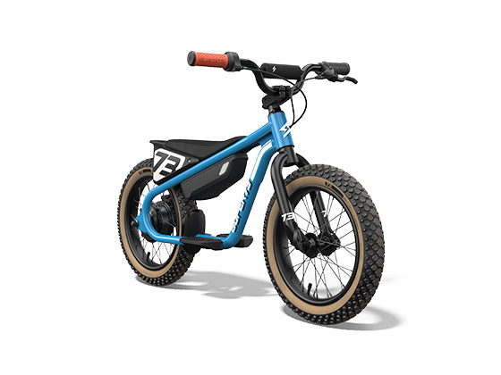 Front angle view of the SUPER73-K1D in Blu Tang