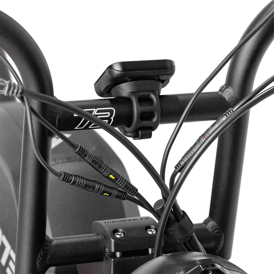 Peak Design Universal Bar Mount being used on a handlebar