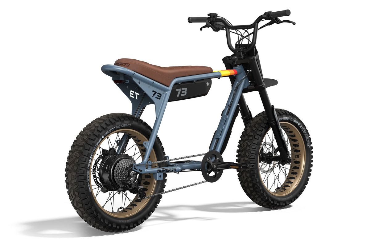 Back angle view of the Super73-Z Adventure in Corsetti @color_corsetti se