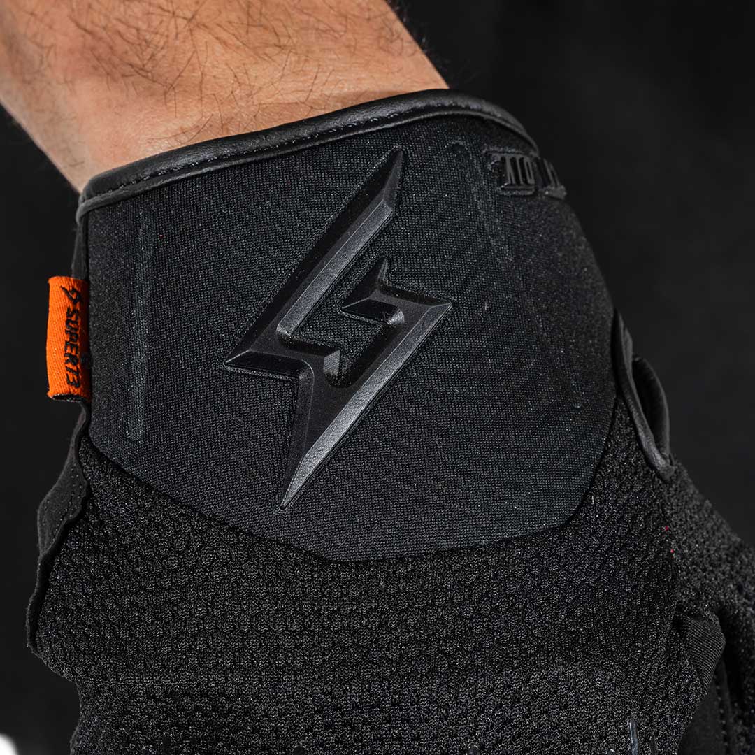 Trax Glove