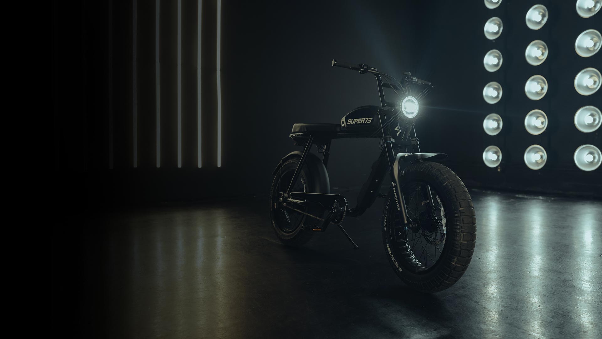 Stylized image of the S2 Obsidian with its headlight on.