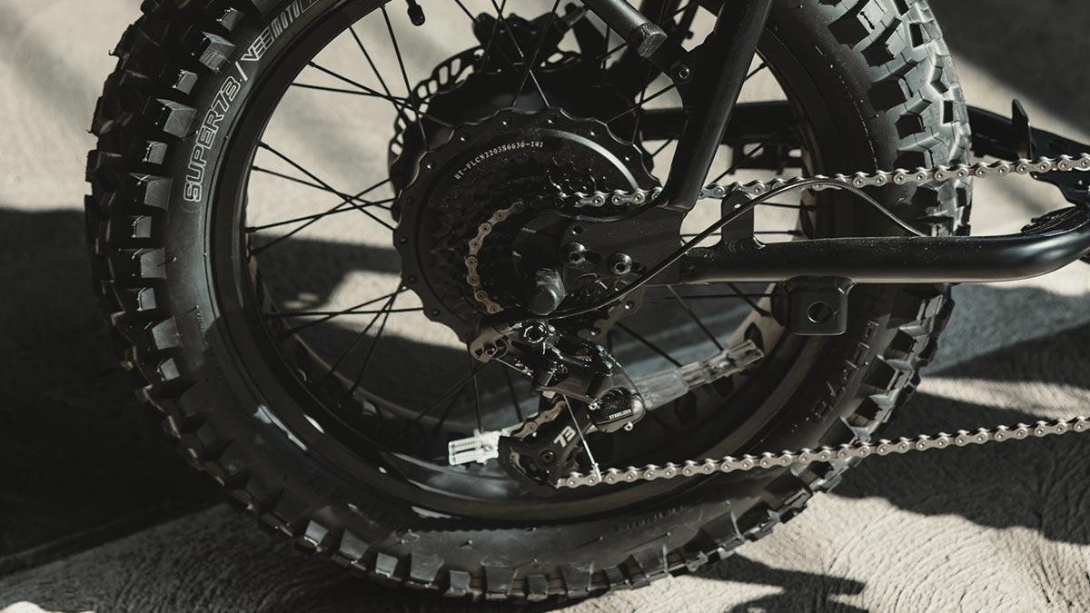 Close-up shot of the gears on the SUPER73-S Blackout SE ebike.
