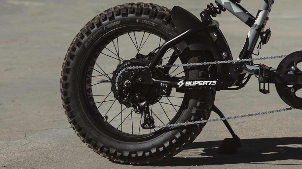 Closeup of the Super73-R Adventure Series ebike highlighting the 8-speed kit