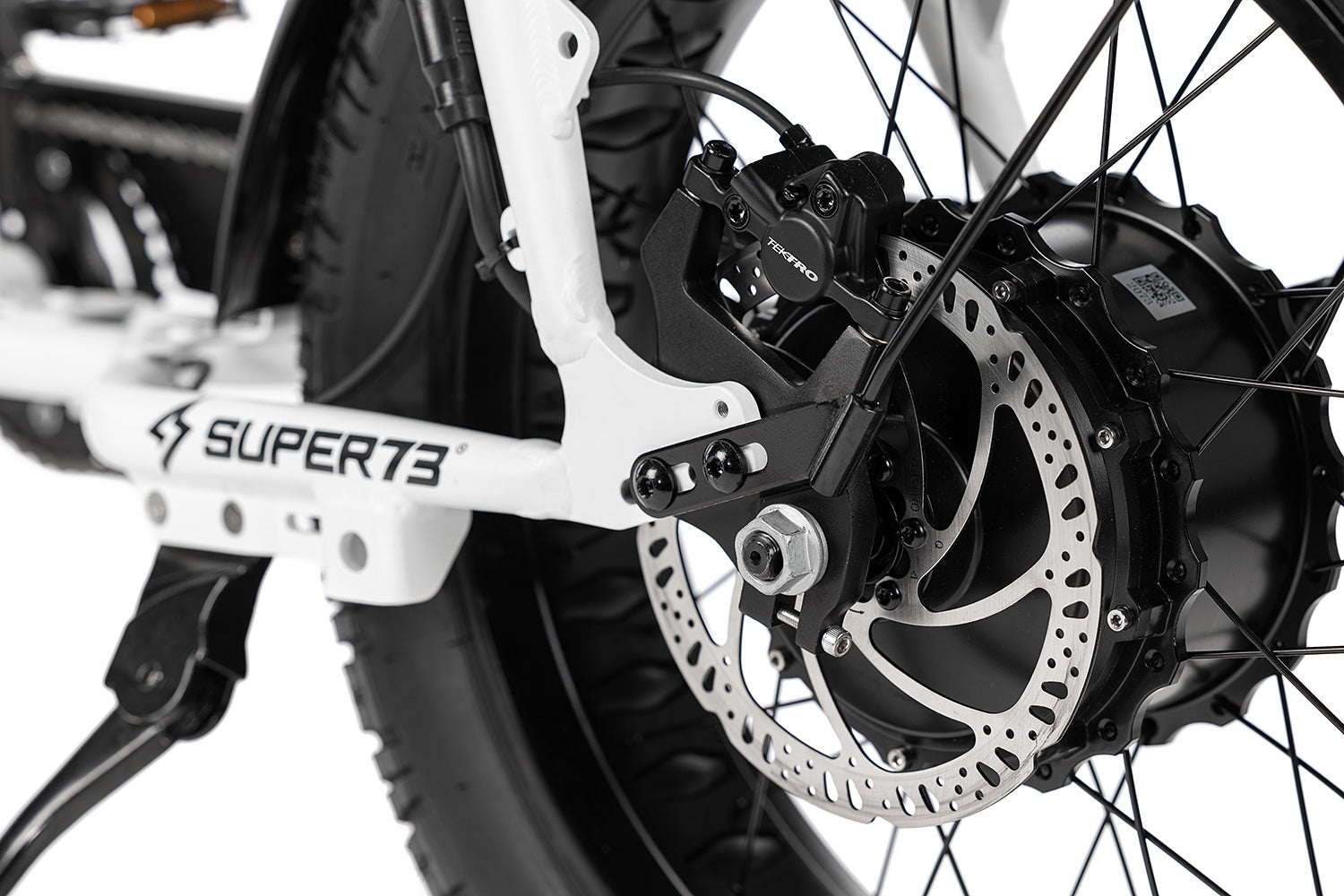 Closeup of the Super73-S2 in Bone White wheel hub.